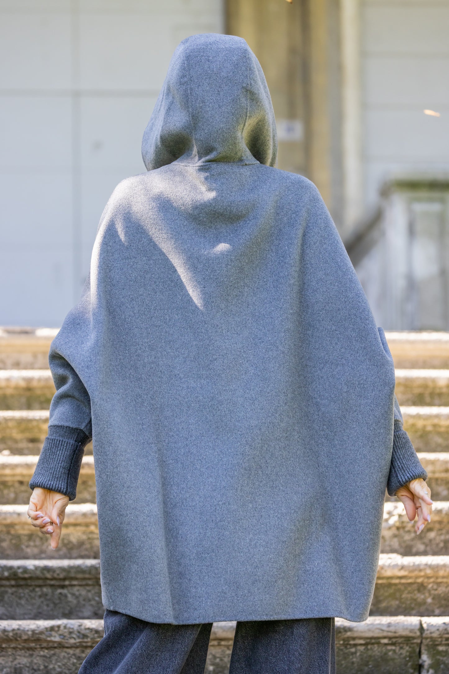 CAPPOTTO CON CAPPUCCIO